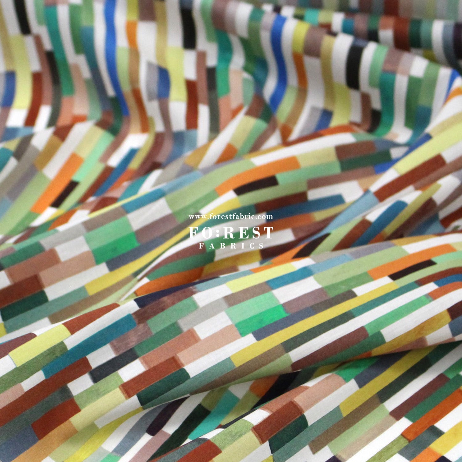 Liberty of London (Tana Lawn™ Cotton Fabric) - Maksimus - FO:REST Fabric 布恩堂Liberty fabrictana lawnjapanese fabricykk zipper