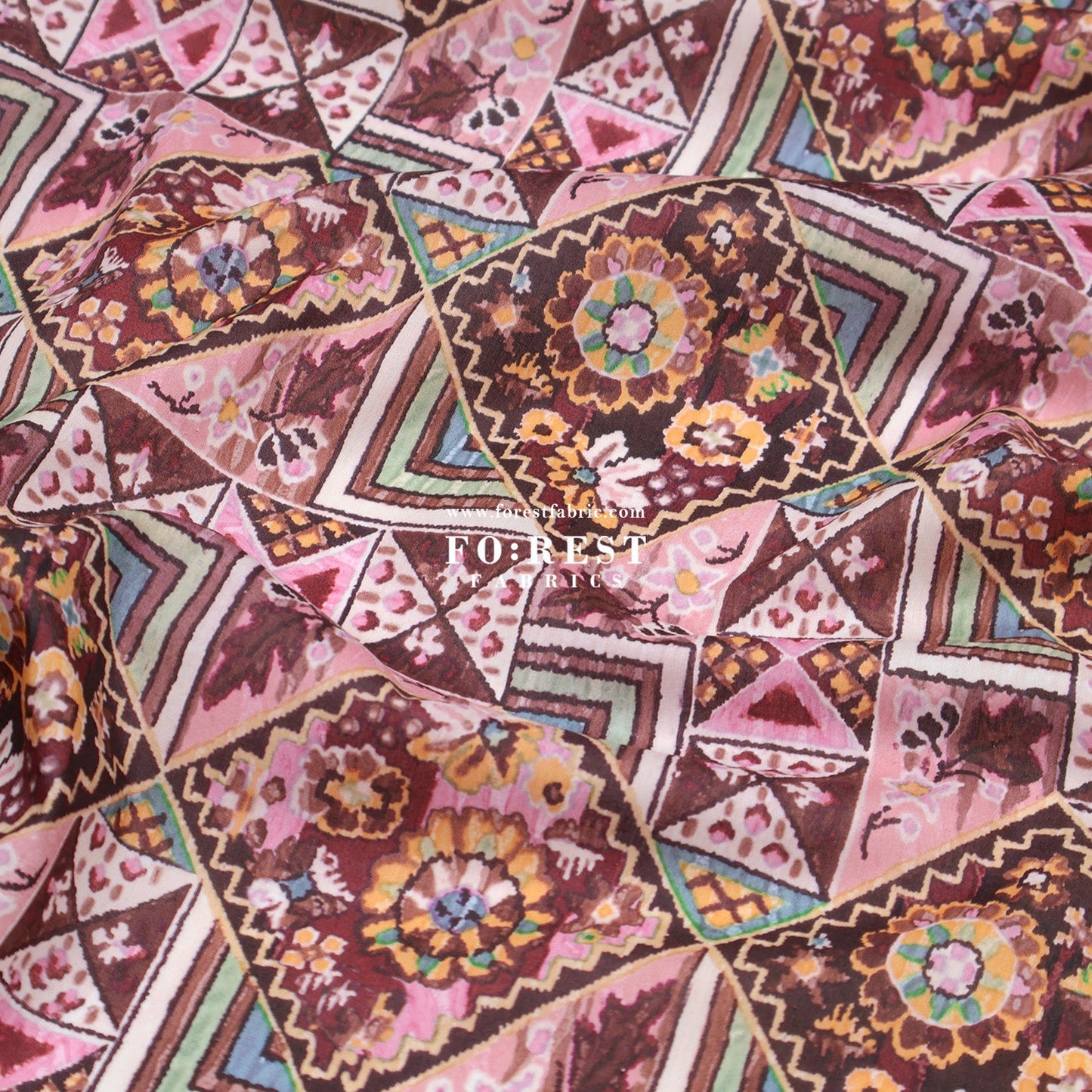 Liberty of London (Tana Lawn™ Cotton Fabric) - Maximalist - FO:REST Fabric 布恩堂Liberty fabrictana lawnjapanese fabricykk zipper