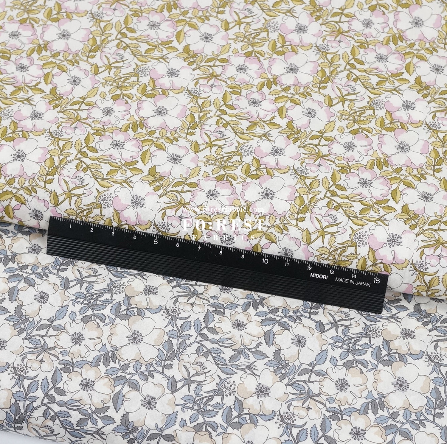 Liberty of London (Tana Lawn™ Cotton Fabric) - May Morris - FO:REST Fabric 布恩堂Liberty fabrictana lawnjapanese fabricykk zipper