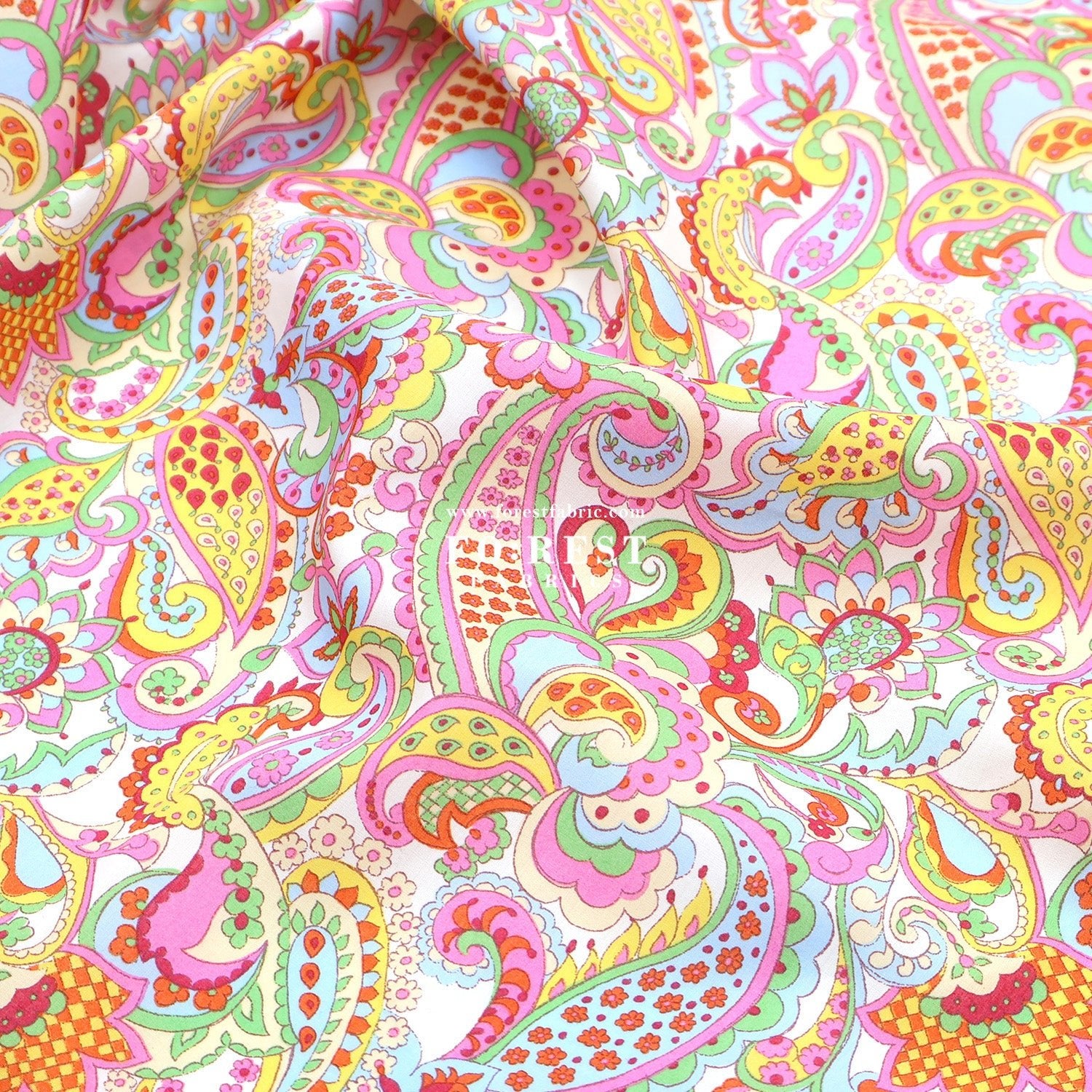 Liberty of London (Tana Lawn™ Cotton Fabric) - Mr Paisley - FO:REST Fabric 布恩堂Liberty fabrictana lawnjapanese fabricykk zipper