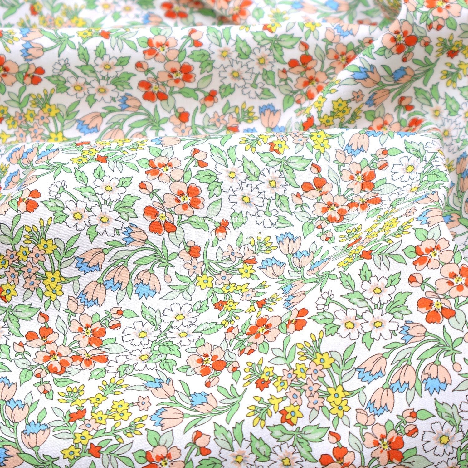 Liberty of London (Tana Lawn™ Cotton Fabric) - Nazanin - FO:REST Fabric 布恩堂Liberty fabrictana lawnjapanese fabricykk zipper