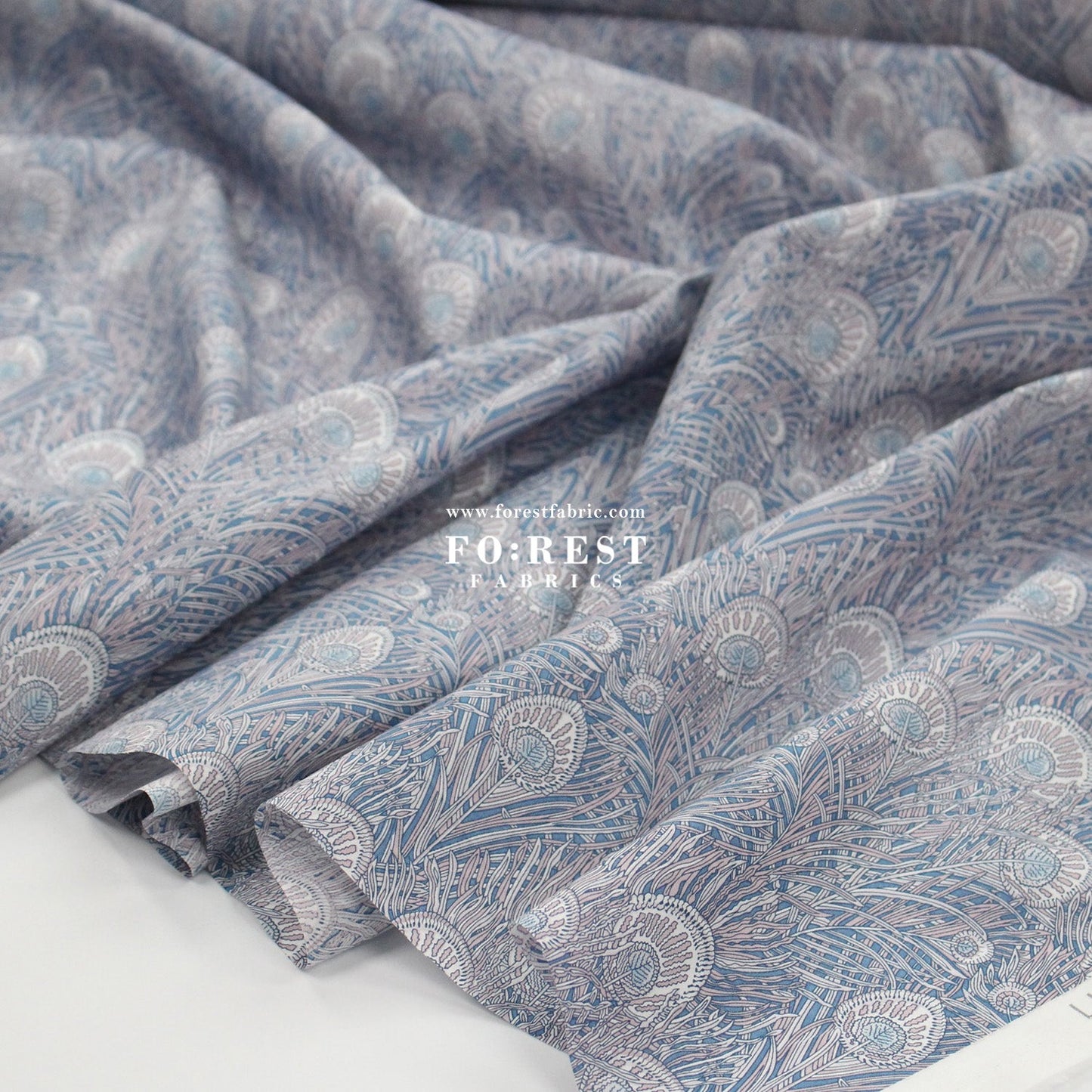 Liberty of London (Tana Lawn™ Cotton Fabric) - Queen Hera - FO:REST Fabric 布恩堂Liberty fabrictana lawnjapanese fabricykk zipper