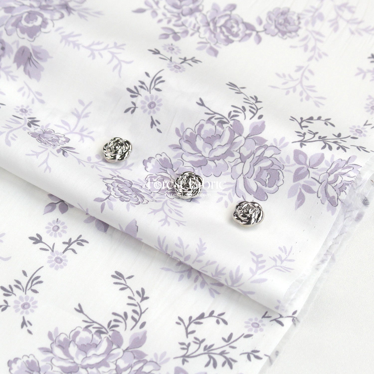 Liberty of London (Tana Lawn™ Cotton Fabric) - SOPHIE ROSE - FO:REST Fabric 布恩堂Liberty fabrictana lawnjapanese fabricykk zipper