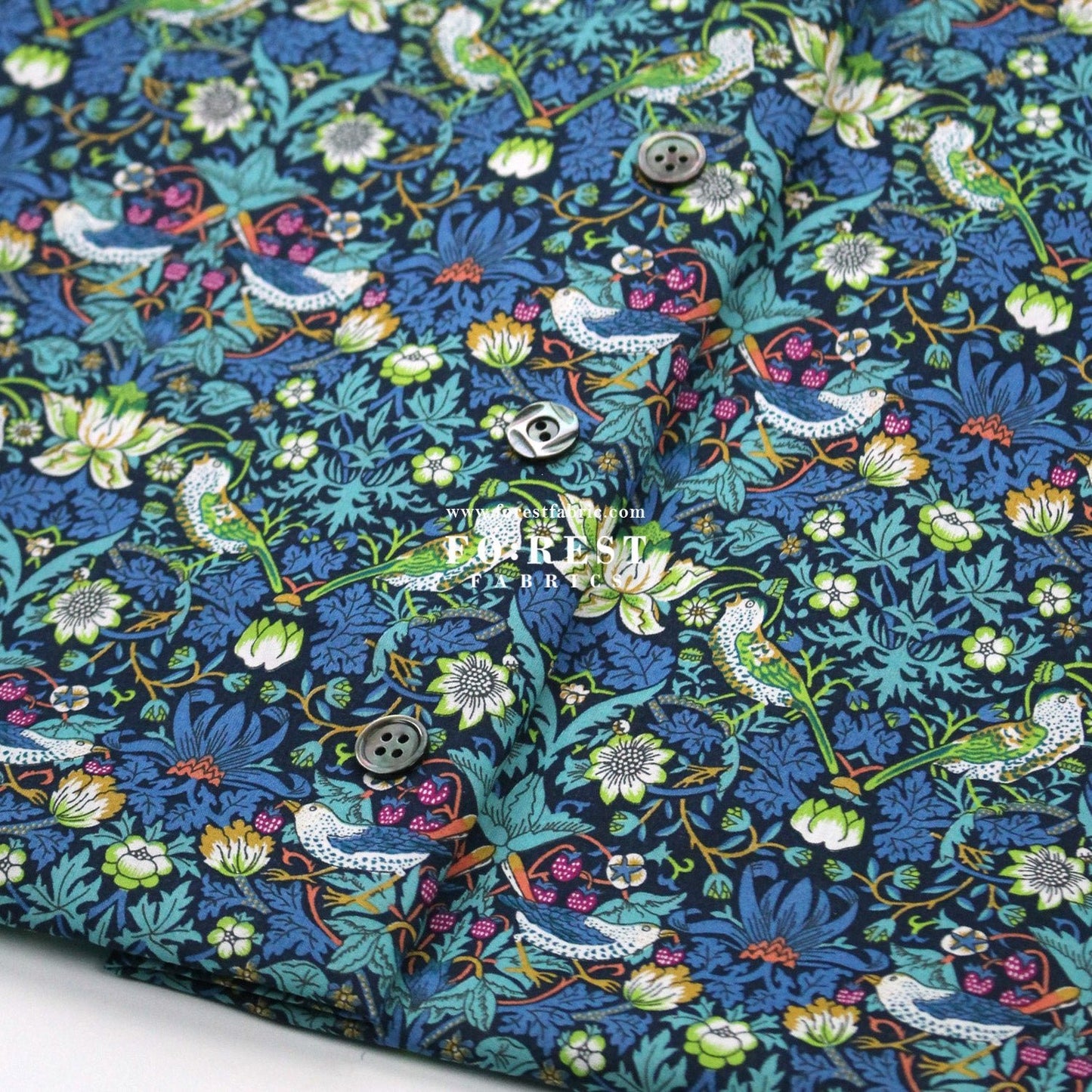 Liberty of London (Tana Lawn™ Cotton Fabric) - Strawberry thief dark - FO:REST Fabric 布恩堂Liberty fabrictana lawnjapanese fabricykk zipper