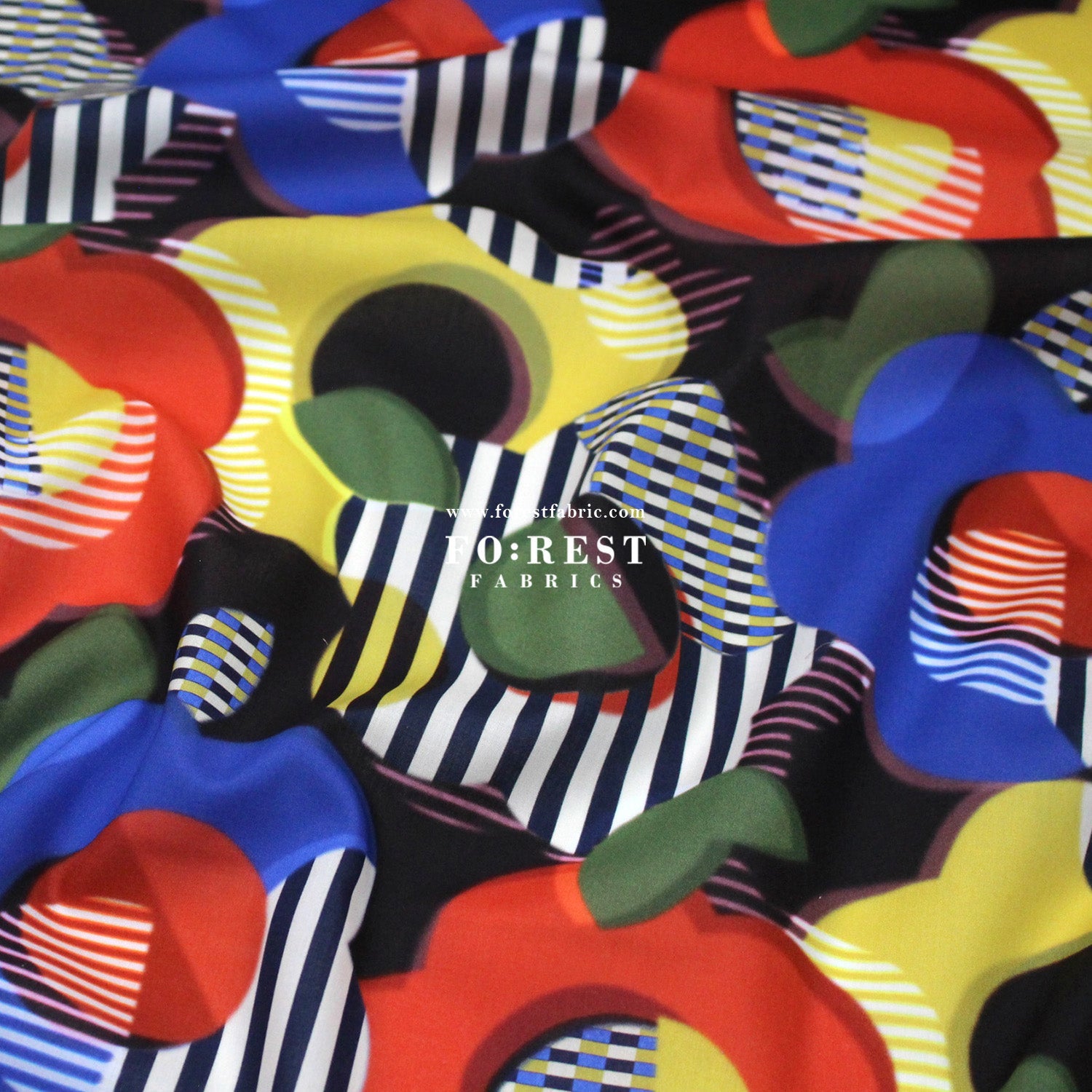 Liberty of London (Tana Lawn™ Cotton Fabric) - Style Memphis - FO:REST Fabric 布恩堂Liberty fabrictana lawnjapanese fabricykk zipper