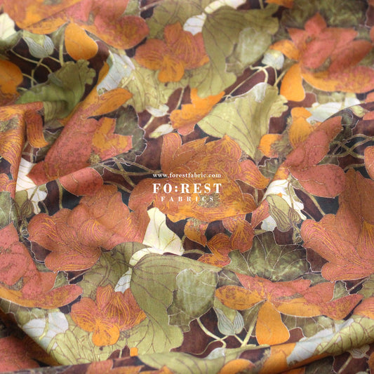 Liberty of London (Tana Lawn™ Cotton Fabric) - Waterlily Garden - FO:REST Fabric 布恩堂Liberty fabrictana lawnjapanese fabricykk zipper