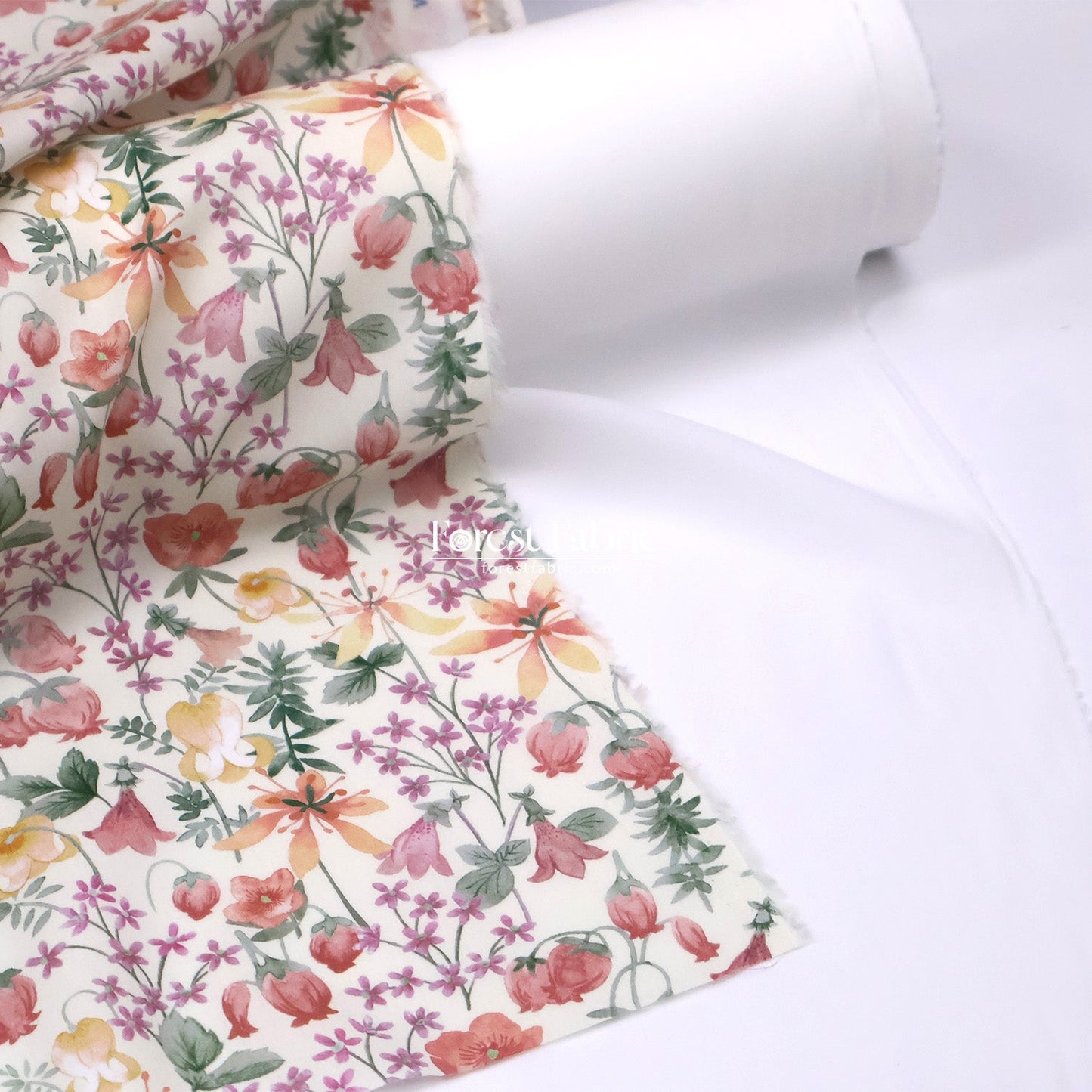 Lightweight Woven fusible interfacing fabric 服裝布襯 - FO:REST Fabric 布恩堂Liberty fabrictana lawnjapanese fabricykk zipper