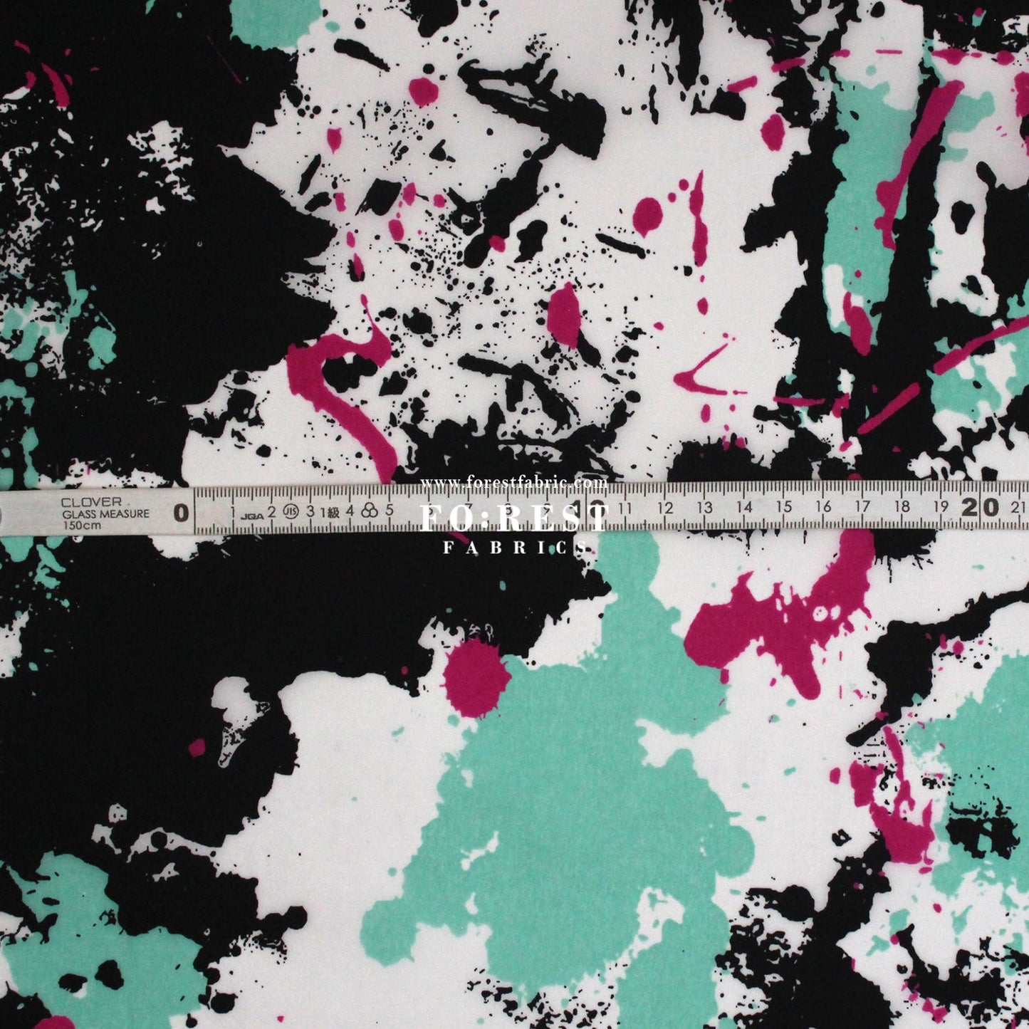 Nylon Waterproof - Graffiti 薄防水Black - FO:REST Fabric 布恩堂Liberty fabrictana lawnjapanese fabricykk zipper