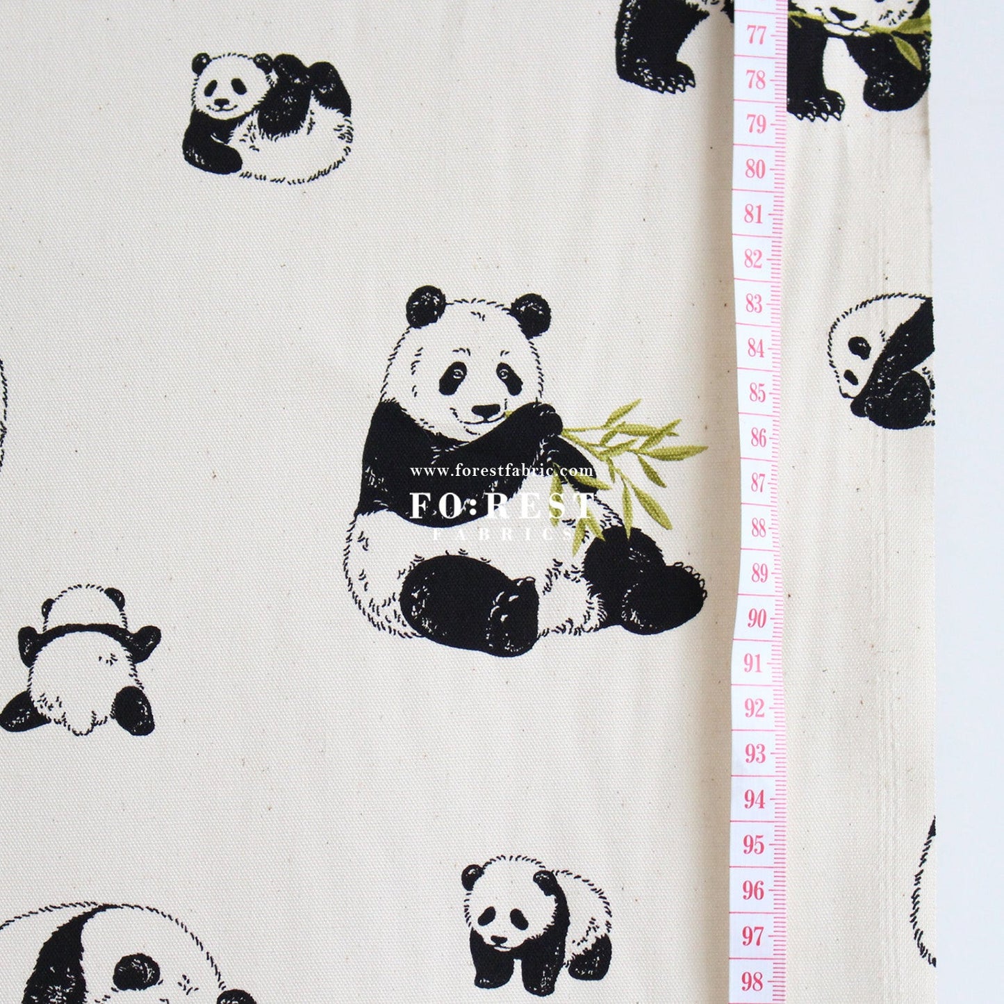 oxford - Bamboo Leaf Panda fabric - FO:REST Fabric 布恩堂Liberty fabrictana lawnjapanese fabricykk zipper