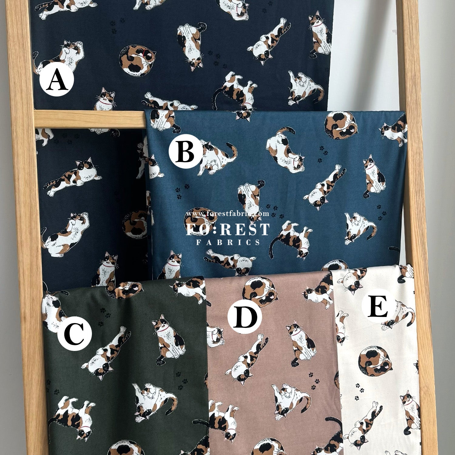oxford - Calico Cats fabric - FO:REST Fabric 布恩堂Liberty fabrictana lawnjapanese fabricykk zipper