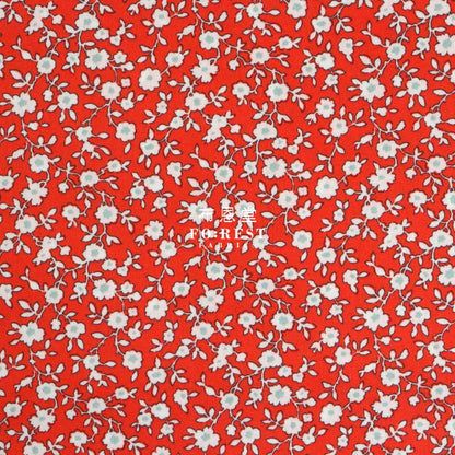 Quilting Liberty - Daisy Trail B Lasenby Cotton