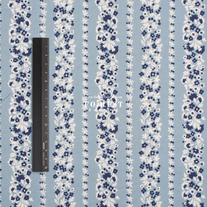 Quilting Liberty - Denim Florals 2 fabric - FO:REST Fabric 布恩堂Liberty fabrictana lawnjapanese fabricykk zipper