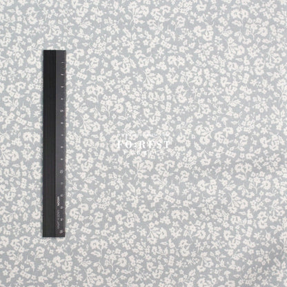 Quilting Liberty - Denim Florals 2 fabric - FO:REST Fabric 布恩堂Liberty fabrictana lawnjapanese fabricykk zipper