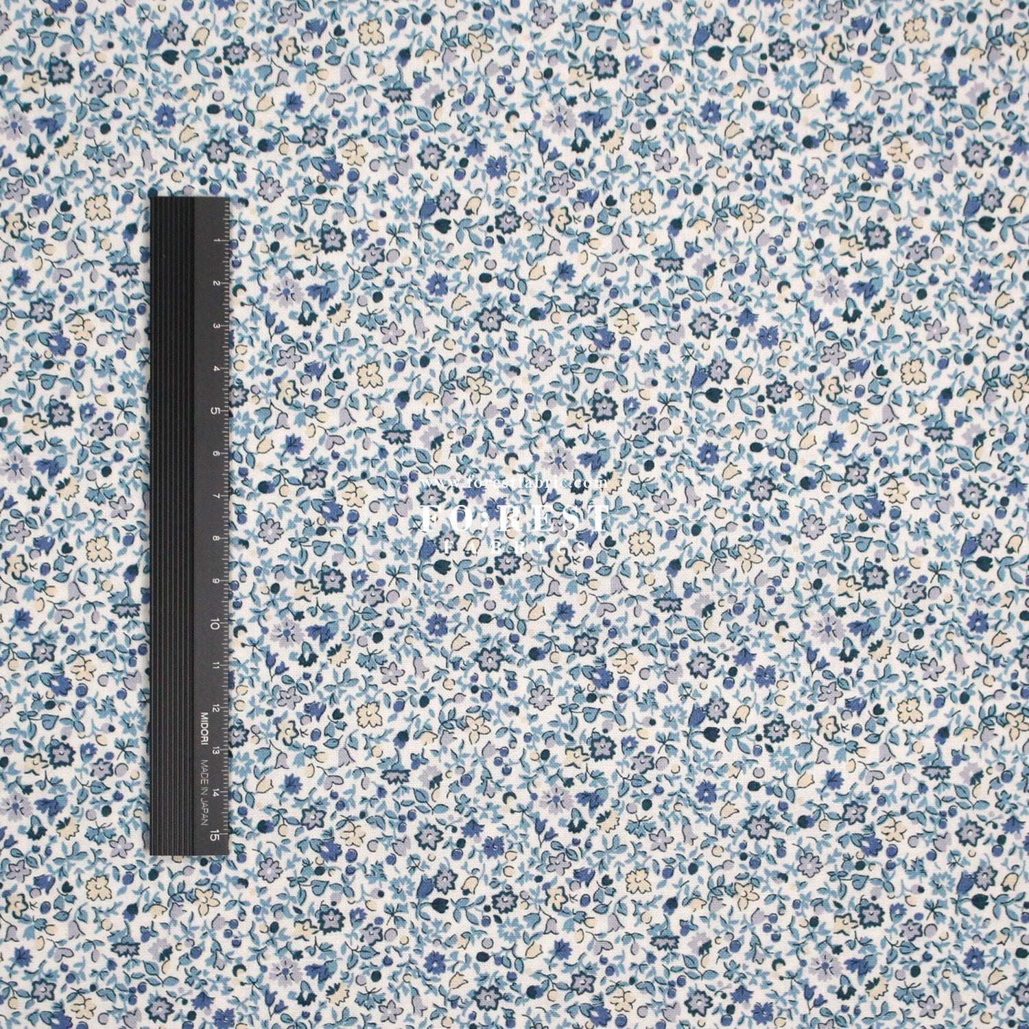 Quilting Liberty - Denim Florals 2 fabric - FO:REST Fabric 布恩堂Liberty fabrictana lawnjapanese fabricykk zipper