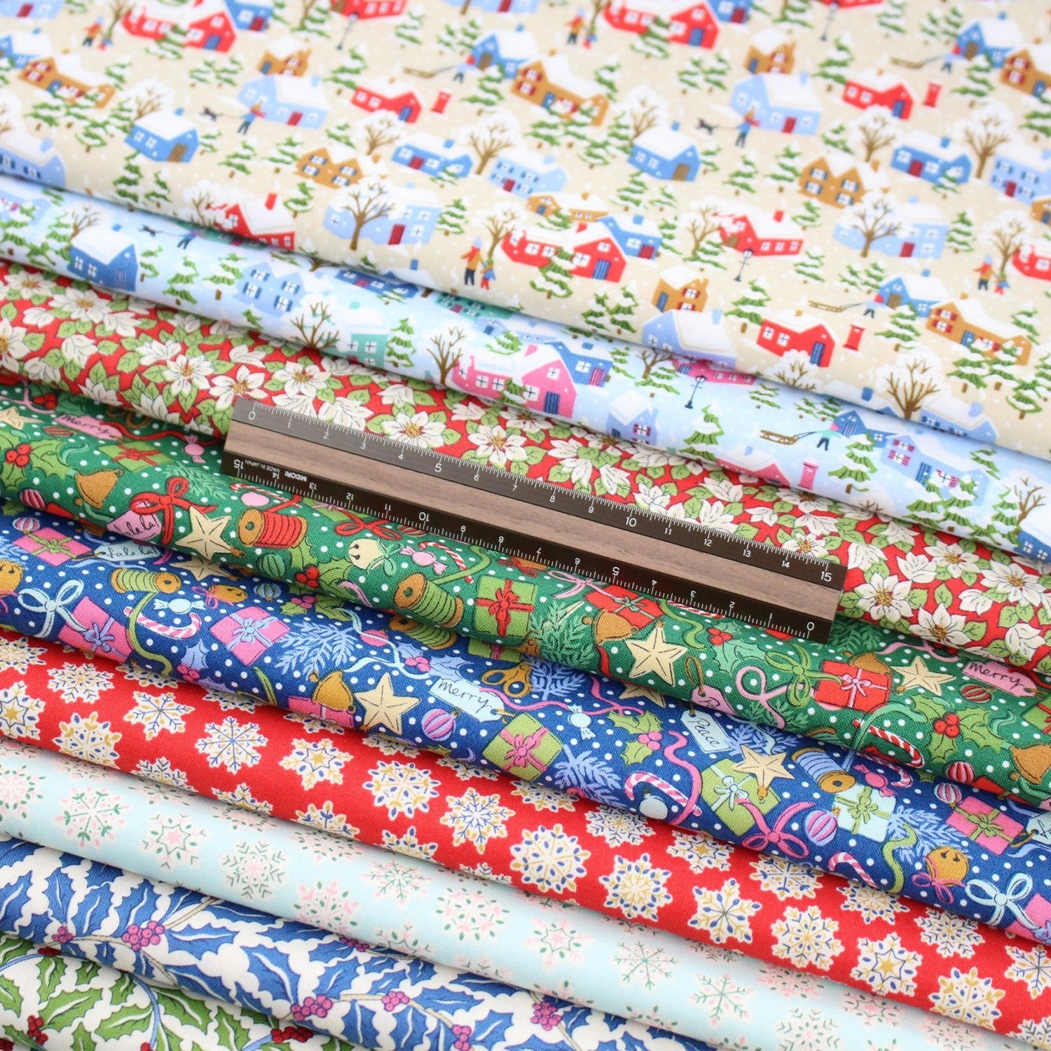 Quilting Liberty - Festive Greetings 1 fabric - FO:REST Fabric 布恩堂Liberty fabrictana lawnjapanese fabricykk zipper