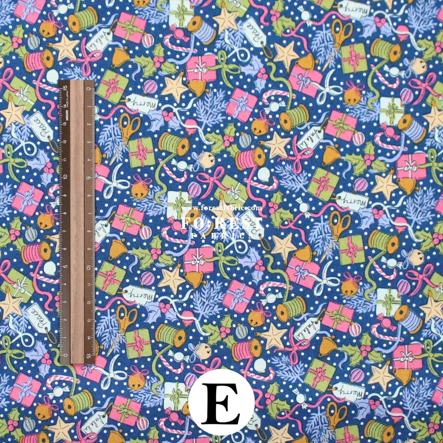 Quilting Liberty - Festive Greetings 1 fabric - FO:REST Fabric 布恩堂Liberty fabrictana lawnjapanese fabricykk zipper