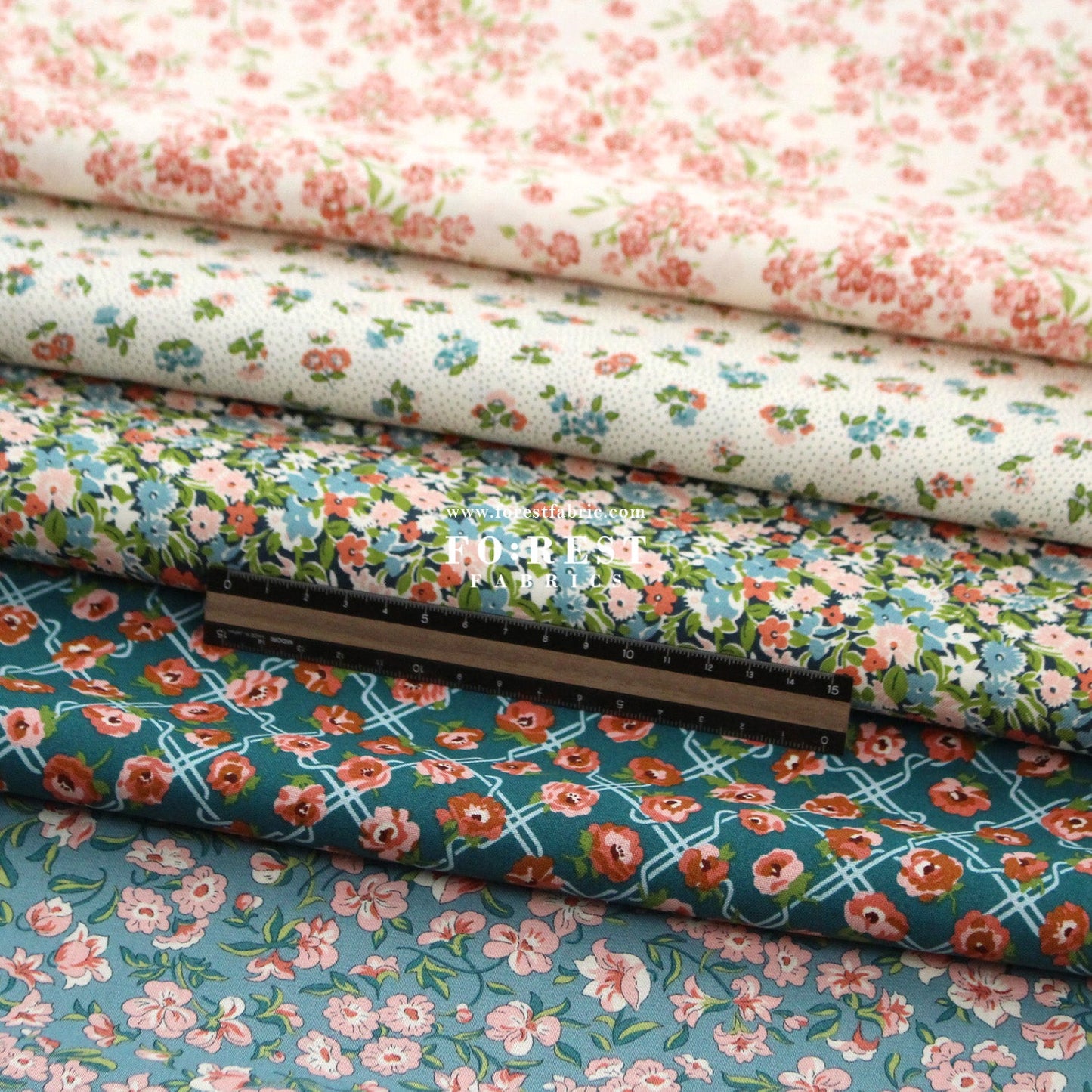 Quilting Liberty - Floral Nostalgia 1 fabric - FO:REST Fabric 布恩堂Liberty fabrictana lawnjapanese fabricykk zipper