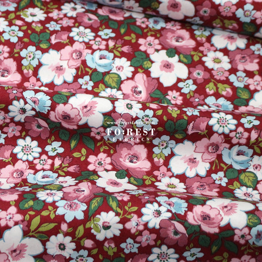 Quilting Liberty - Hedgerow Bloom A - FO:REST Fabric 布恩堂Liberty fabrictana lawnjapanese fabricykk zipper