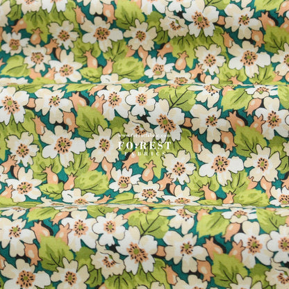 Quilting Liberty - Liberty Tree of Life Green 2 fabric - FO:REST Fabric 布恩堂Liberty fabrictana lawnjapanese fabricykk zipper