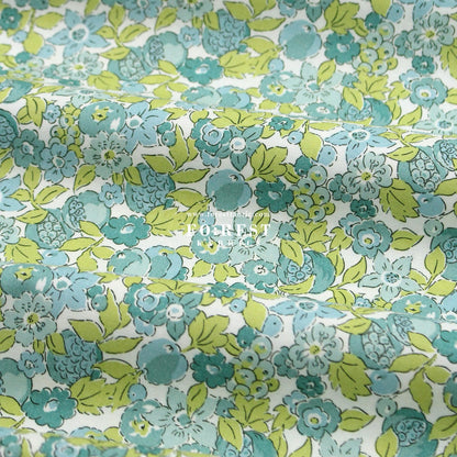 Quilting Liberty - Liberty Tree of Life Green 2 fabric - FO:REST Fabric 布恩堂Liberty fabrictana lawnjapanese fabricykk zipper