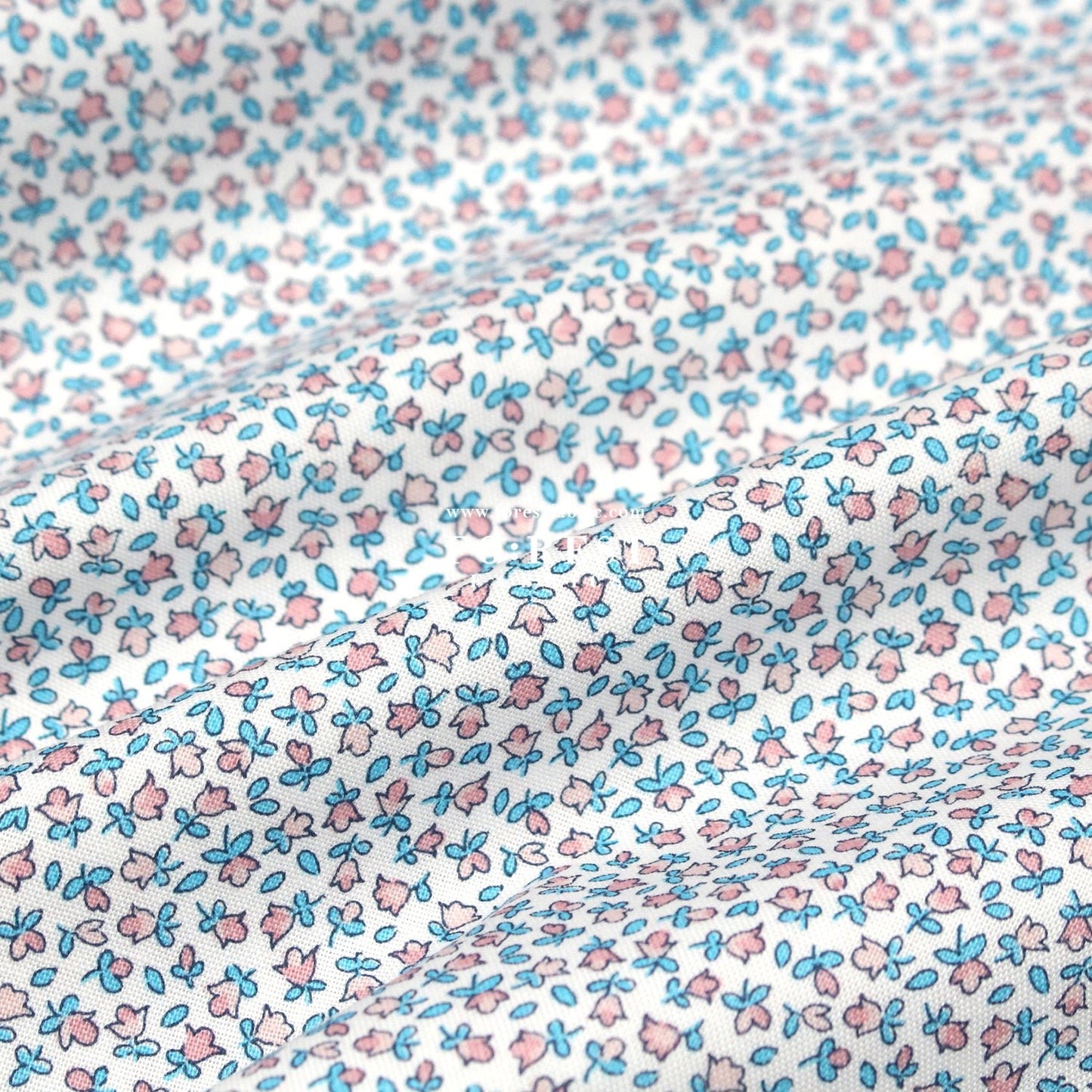 Quilting Liberty - Little Buds fabric D - FO:REST Fabric 布恩堂Liberty fabrictana lawnjapanese fabricykk zipper