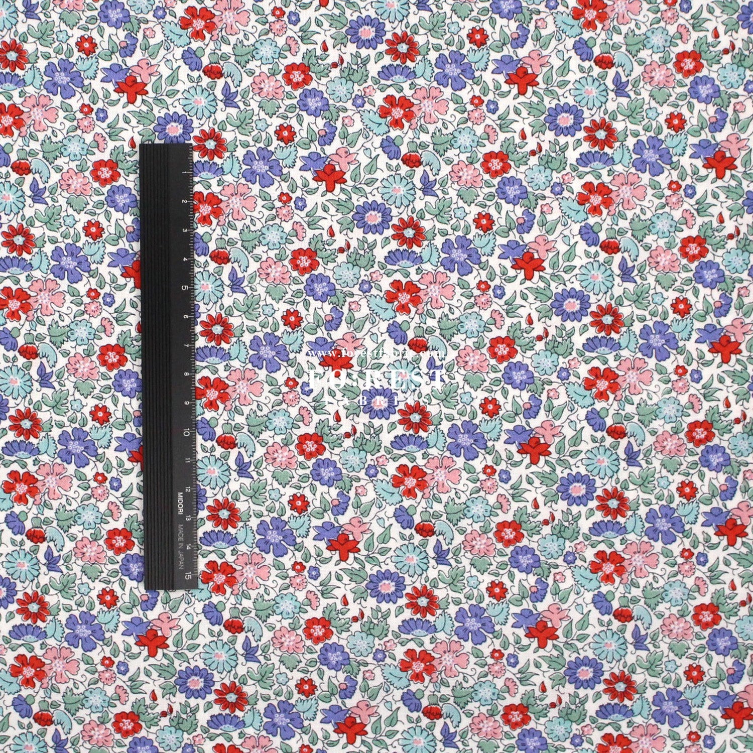 Quilting Liberty - London Bouquet 2 fabric - FO:REST Fabric 布恩堂Liberty fabrictana lawnjapanese fabricykk zipper