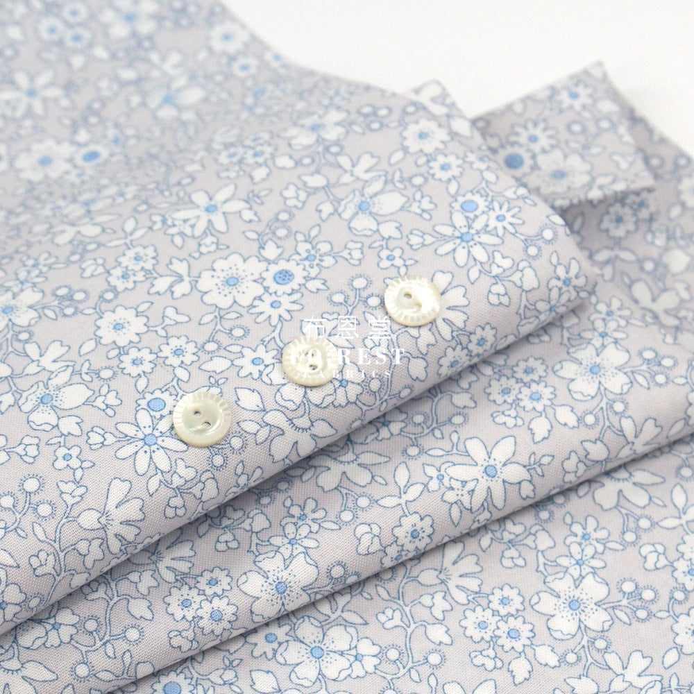 Quilting Liberty - Maddsie Silhouette A Lasenby Cotton