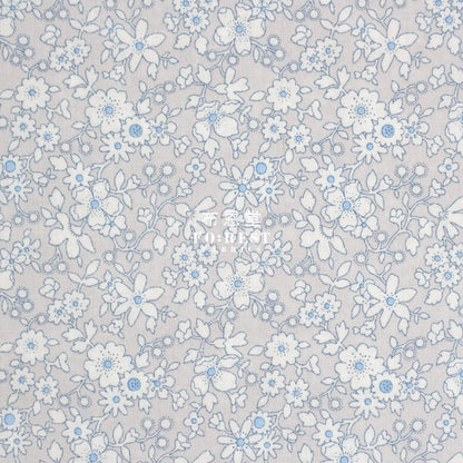 Quilting Liberty - Maddsie Silhouette A Lasenby Cotton