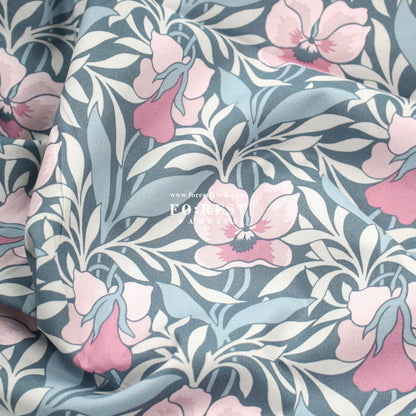 Quilting Liberty - Pansy Meadow 275cm Wide Width fabric - FO:REST Fabric 布恩堂Liberty fabrictana lawnjapanese fabricykk zipper