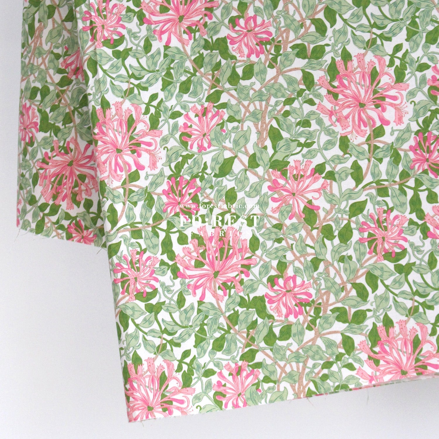 Quilting Liberty - Rrailing Honeysuckle 275cm Wide Width fabric - FO:REST Fabric 布恩堂Liberty fabrictana lawnjapanese fabricykk zipper