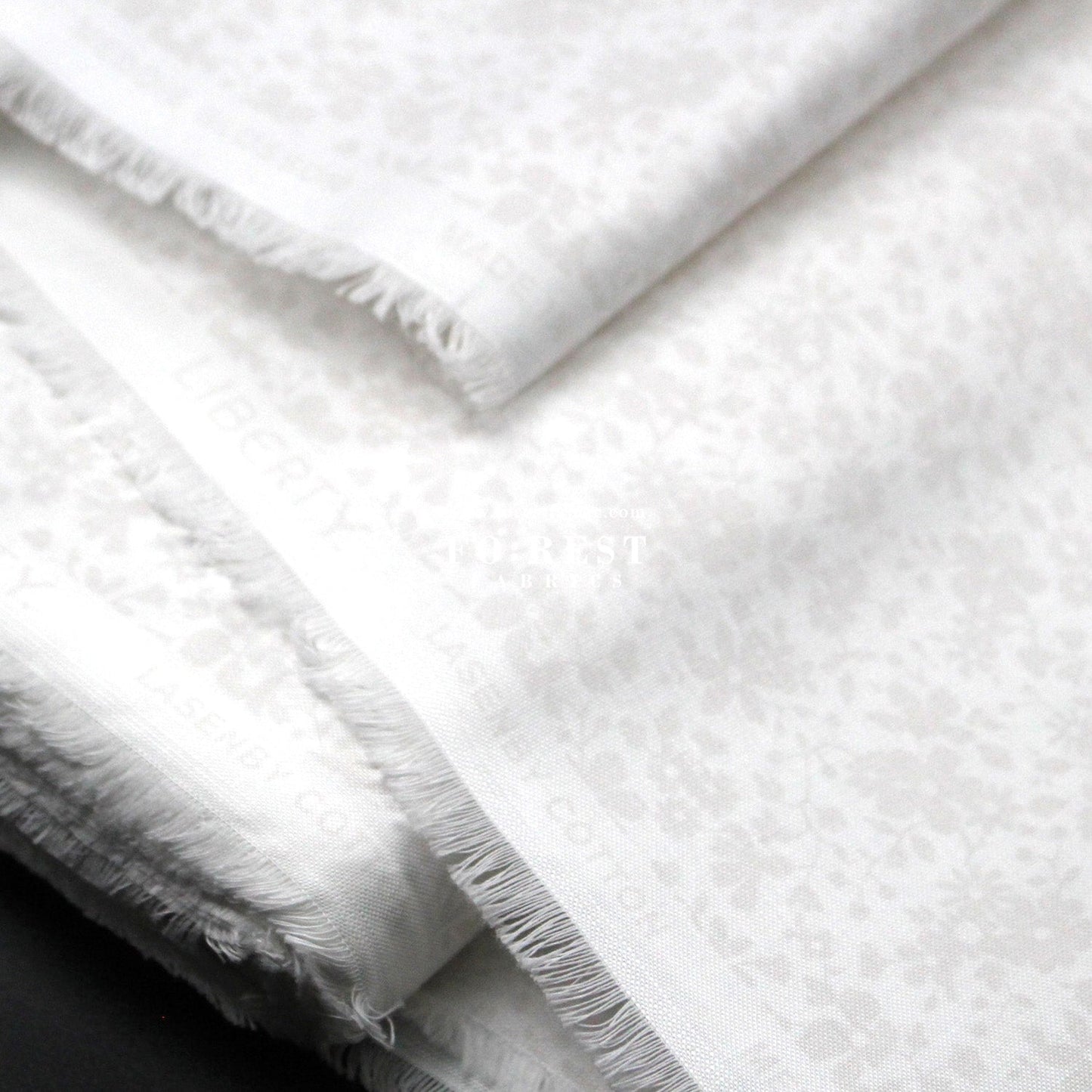 Quilting Liberty - Silhouette fabric - FO:REST Fabric 布恩堂Liberty fabrictana lawnjapanese fabricykk zipper