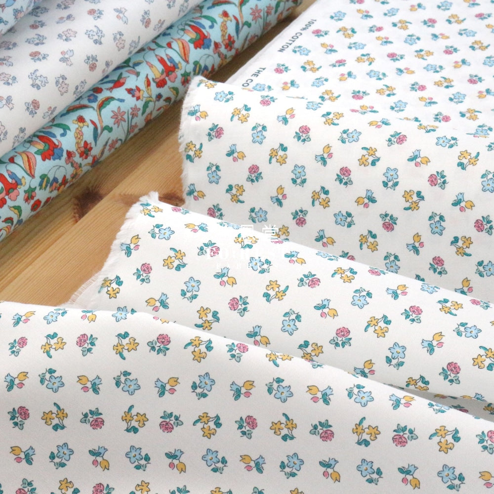 Quilting Liberty - Spring Buds C Lasenby Cotton