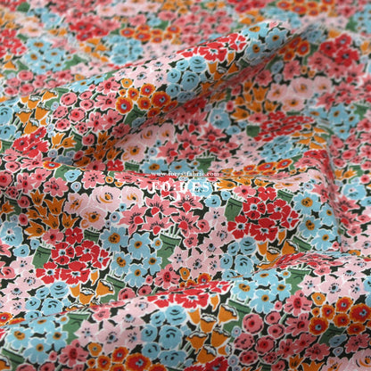 Quilting Liberty - Tudor Celebration 1 fabric - FO:REST Fabric 布恩堂Liberty fabrictana lawnjapanese fabricykk zipper