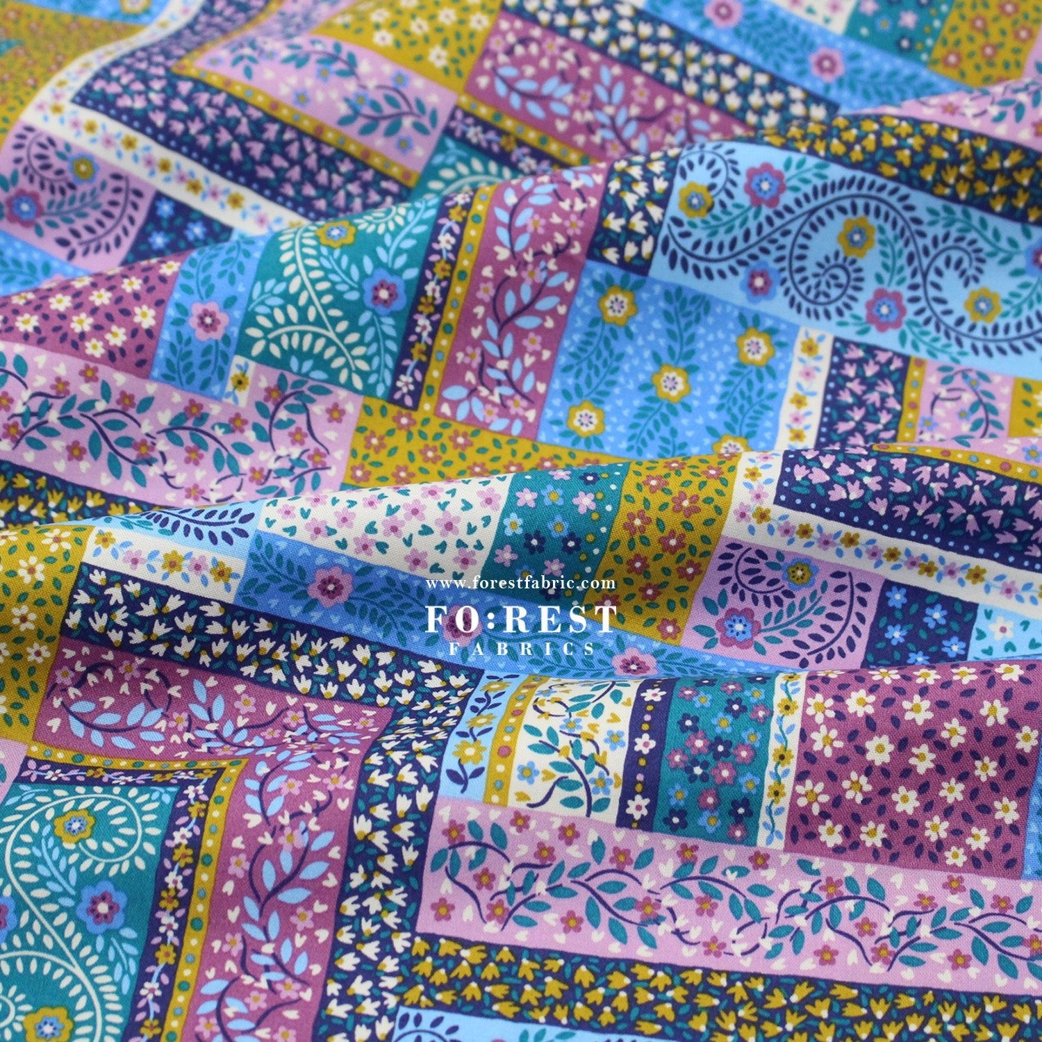 Quilting Liberty - Tudor Celebration 2 fabric - FO:REST Fabric 布恩堂Liberty fabrictana lawnjapanese fabricykk zipper