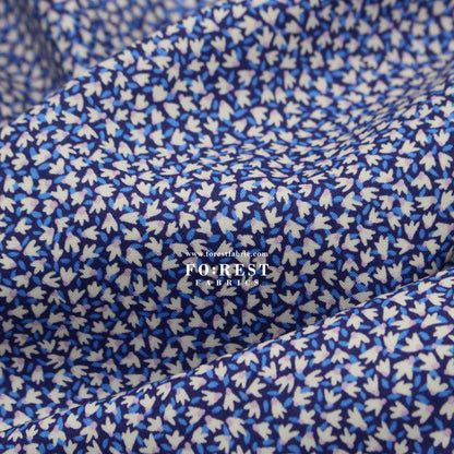 Quilting Liberty - Tudor Celebration 2 fabric - FO:REST Fabric 布恩堂Liberty fabrictana lawnjapanese fabricykk zipper