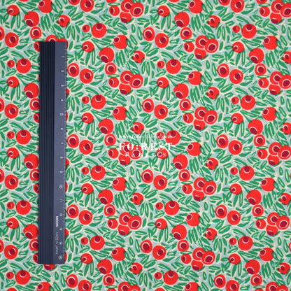 Quilting Liberty - Yew Berries fabric A - FO:REST Fabric 布恩堂Liberty fabrictana lawnjapanese fabricykk zipper