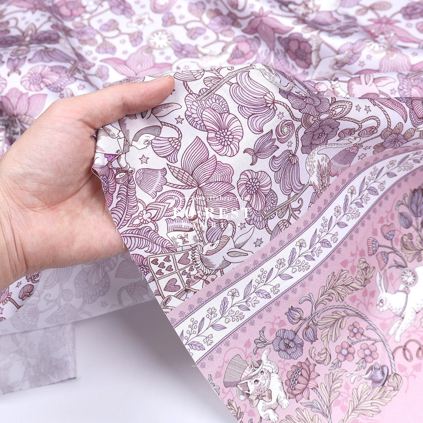 Satin Super Cotton - JoliFleur Poisonberry Thief fabric - FO:REST Fabric 布恩堂Liberty fabrictana lawnjapanese fabricykk zipper