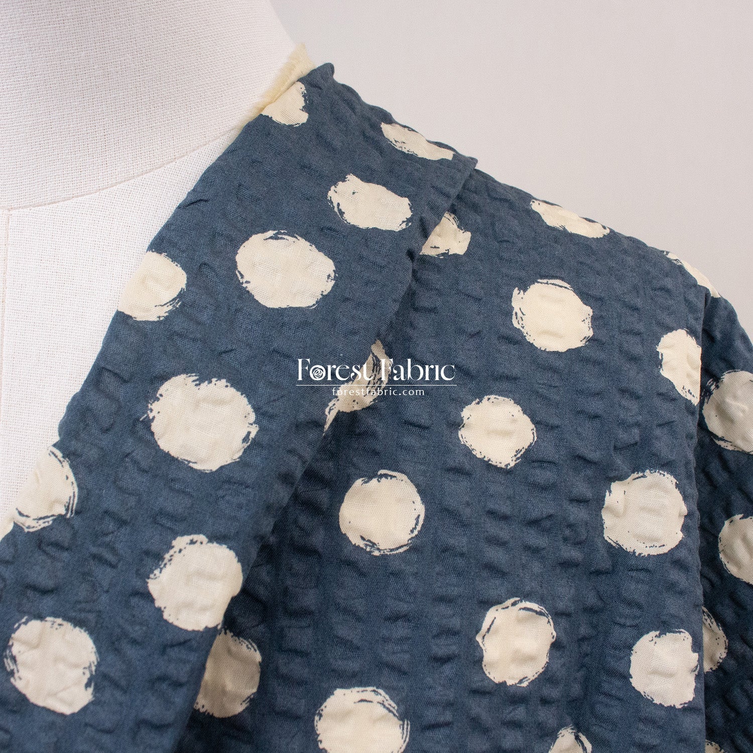 Seersucker cotton - Dot fabric - FO:REST Fabric 布恩堂Liberty fabrictana lawnjapanese fabricykk zipper