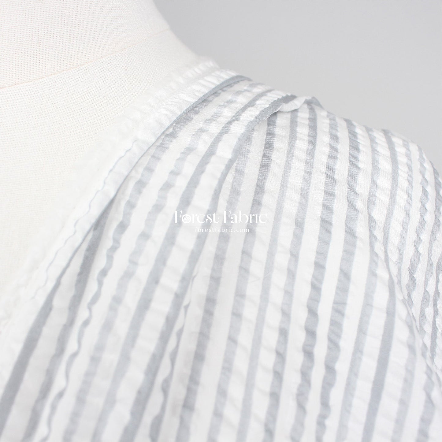 Seersucker cotton - strips fabric - FO:REST Fabric 布恩堂Liberty fabrictana lawnjapanese fabricykk zipper