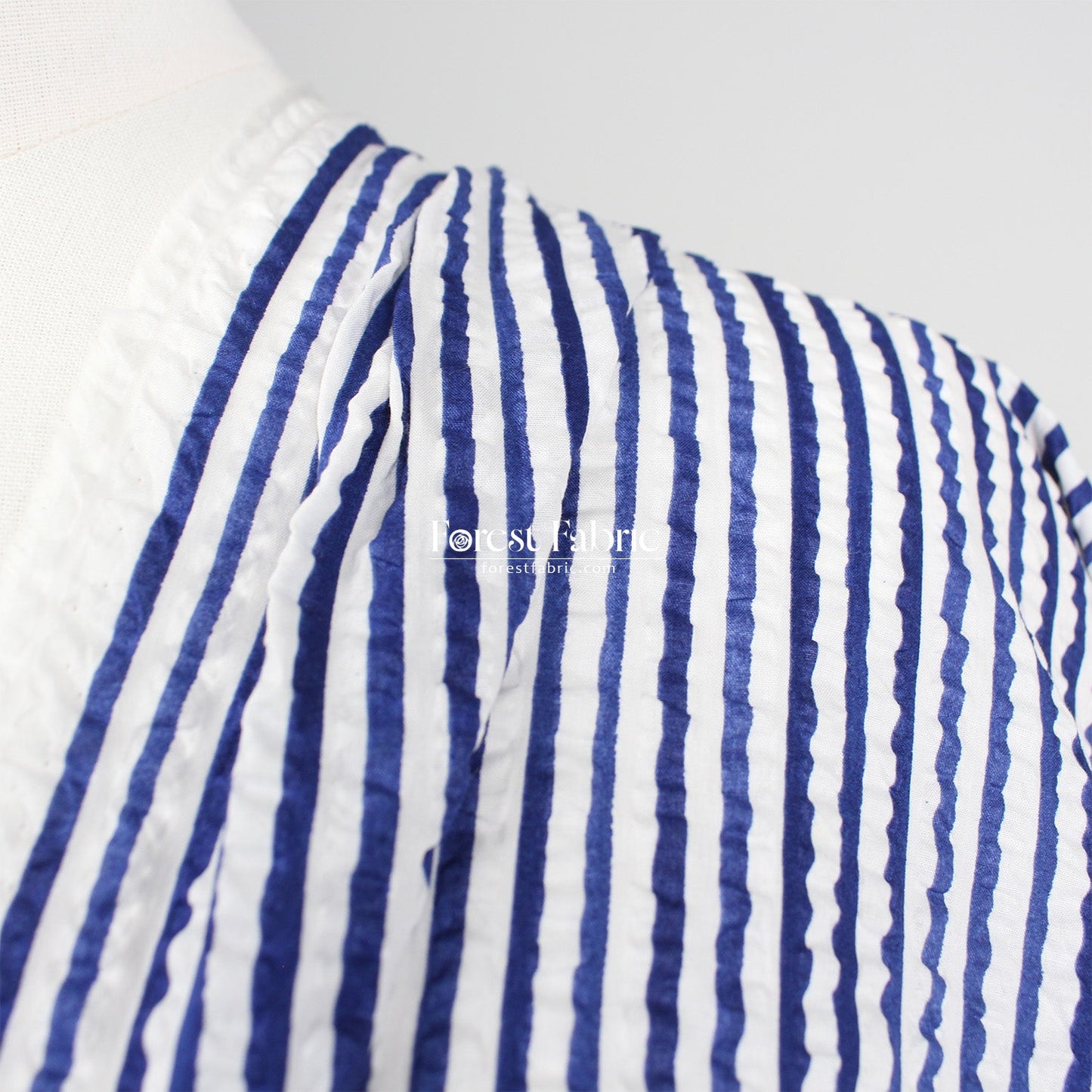 Seersucker cotton - strips fabric - FO:REST Fabric 布恩堂Liberty fabrictana lawnjapanese fabricykk zipper