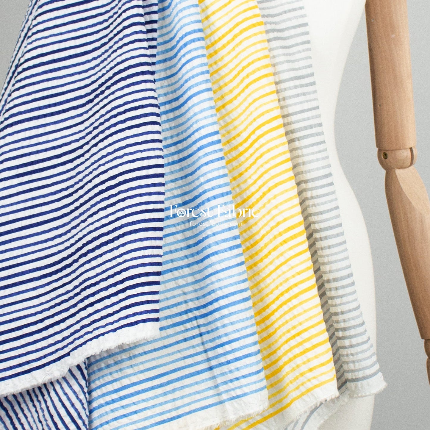Seersucker cotton - strips fabric - FO:REST Fabric 布恩堂Liberty fabrictana lawnjapanese fabricykk zipper