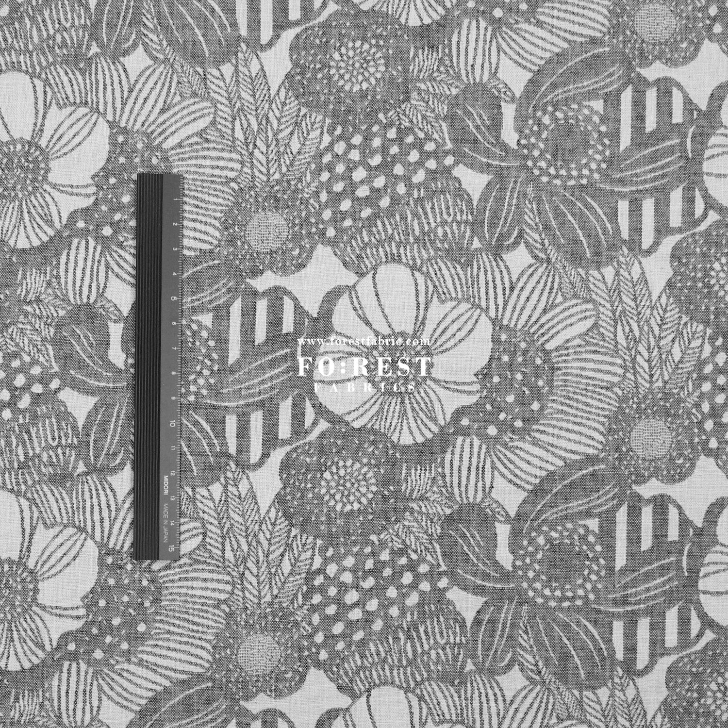 Yarn Dyed Cotton Jacquard - Art Flower - FO:REST Fabric 布恩堂Liberty fabrictana lawnjapanese fabricykk zipper