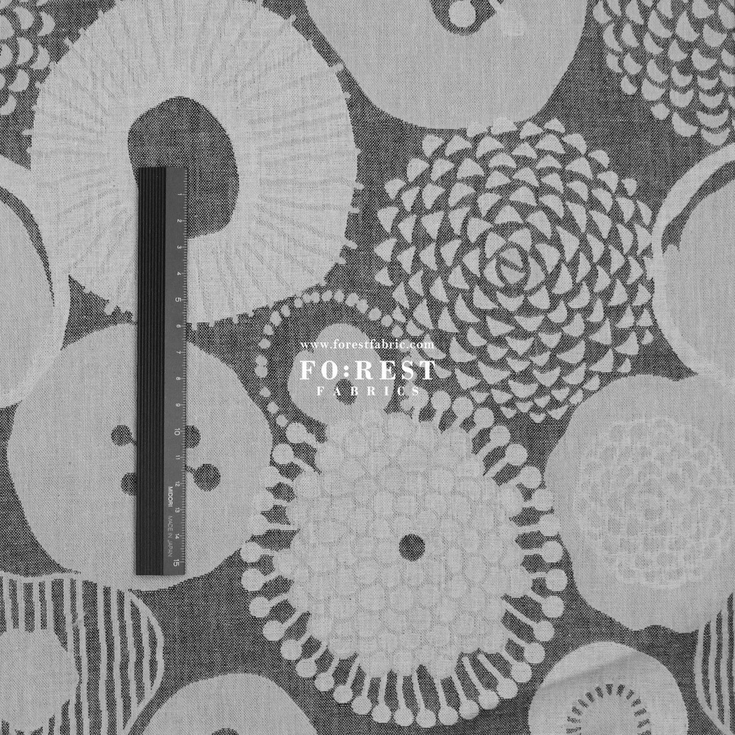 Yarn Dyed Cotton Jacquard - Ink Flowers - FO:REST Fabric 布恩堂Liberty fabrictana lawnjapanese fabricykk zipper