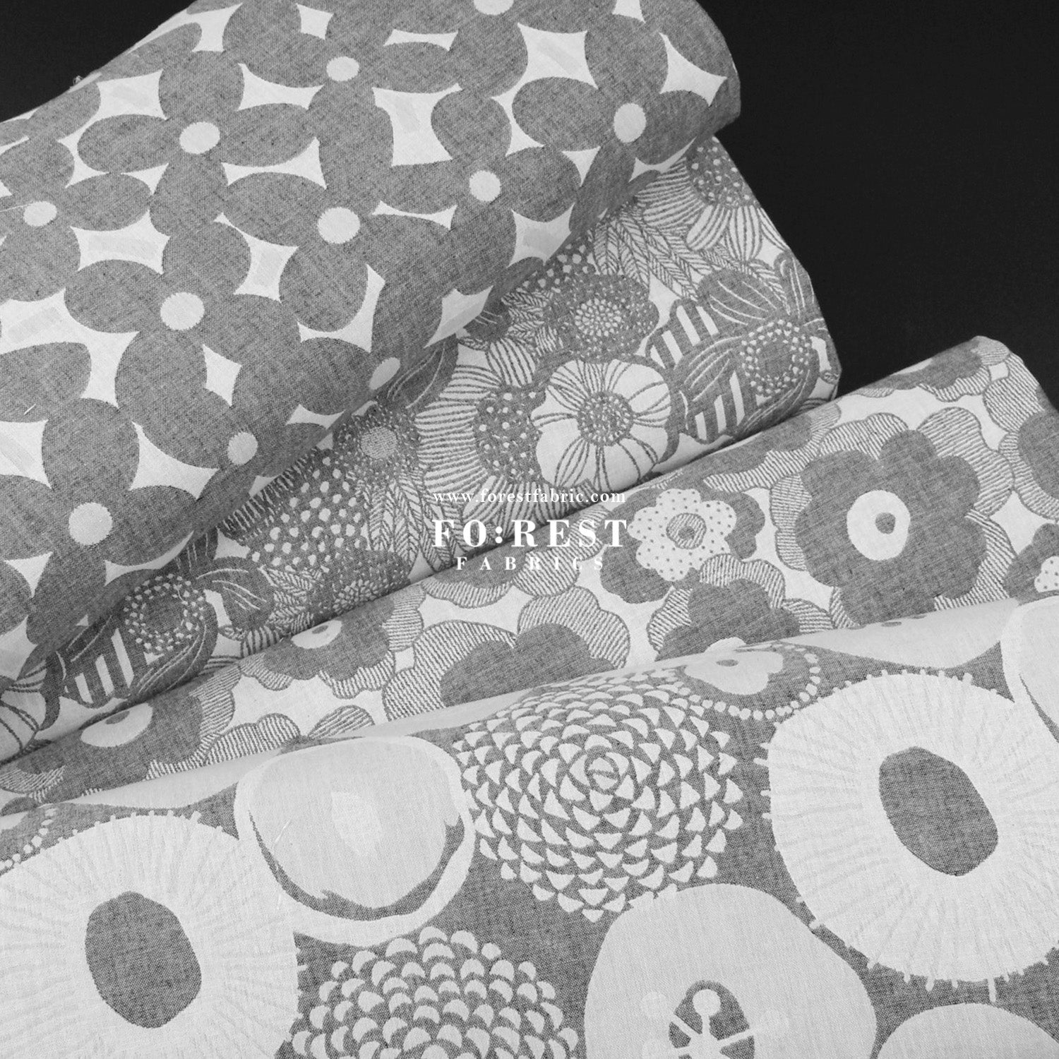 Yarn Dyed Cotton Jacquard - Ink Flowers - FO:REST Fabric 布恩堂Liberty fabrictana lawnjapanese fabricykk zipper