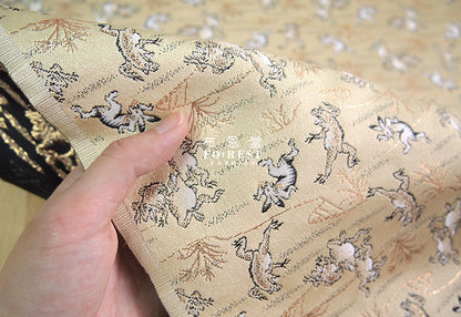 金らん"KINRAN"- 鳥獸人物戲畫 gold brocade fabric - forest-fabric