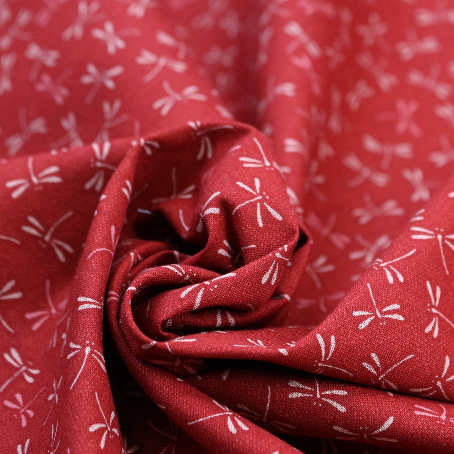 cotton - Dragonfly Red fabric - FO:REST Fabric 布恩堂Liberty fabrictana lawnjapanese fabricykk zipper