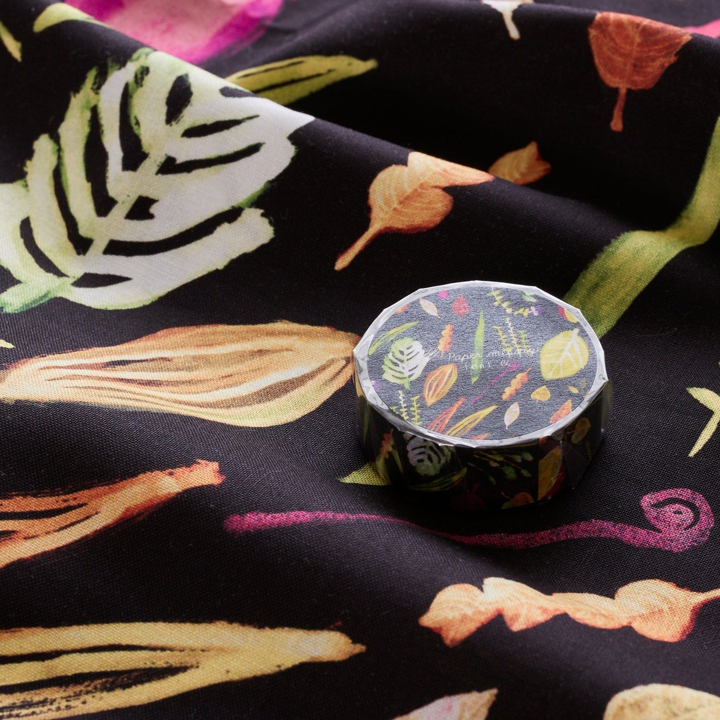 cotton - Leaf Paper Message fabric - FO:REST Fabric 布恩堂Liberty fabrictana lawnjapanese fabricykk zipper