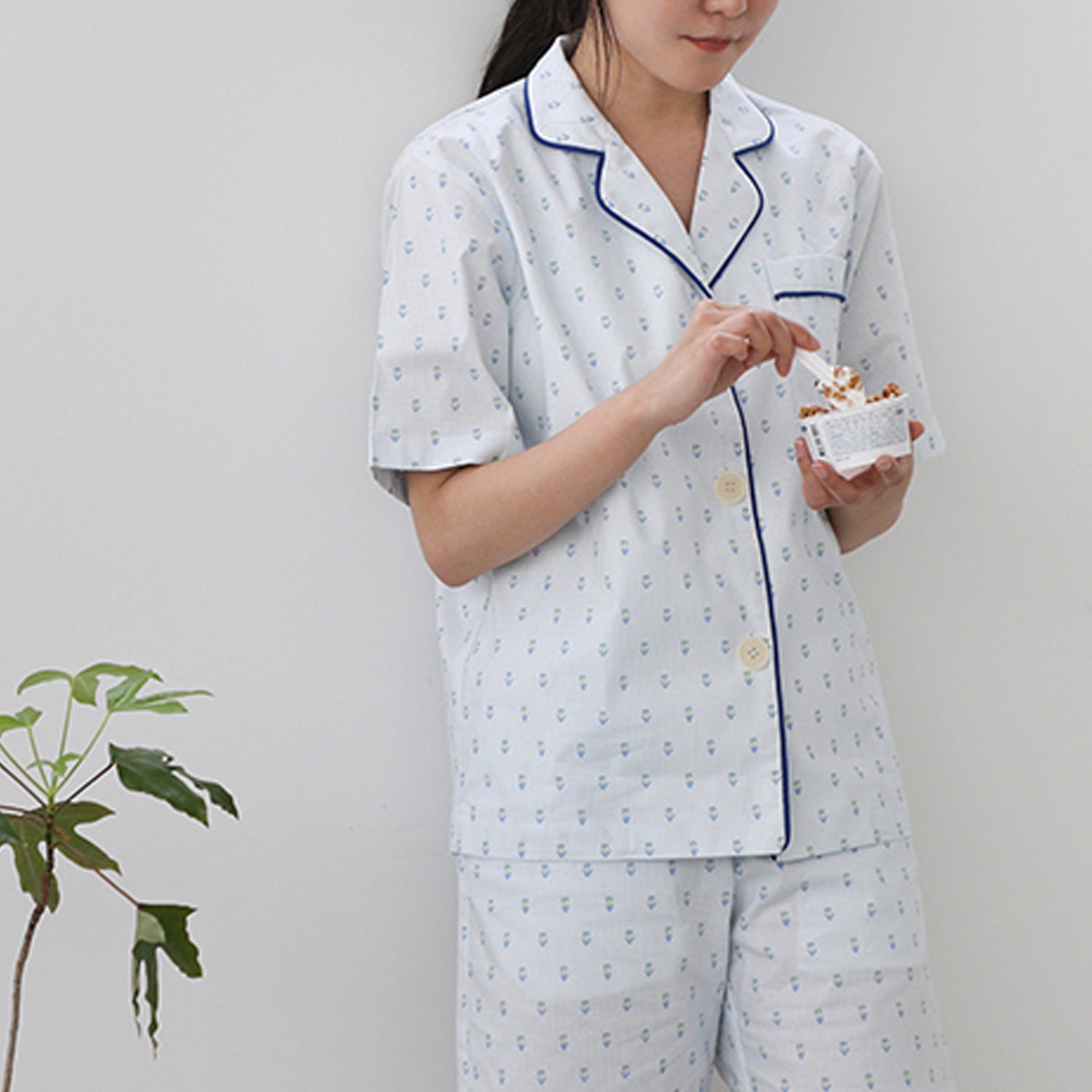 Dailylike cotton - Mini tulip Fabric - FO:REST Fabric 布恩堂Liberty fabrictana lawnjapanese fabricykk zipper