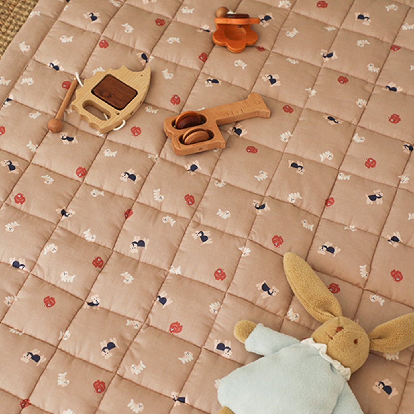 Dailylike - cotton - Pretty dog Fabric - FO:REST Fabric 布恩堂Liberty fabrictana lawnjapanese fabricykk zipper