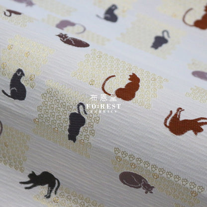 Gold Brocade - Cats Paw 綿綿貓掌 fabric - FO:REST Fabric 布恩堂Liberty fabrictana lawnjapanese fabricykk zipper